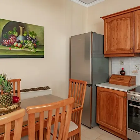 Golden Flower's Apartment *