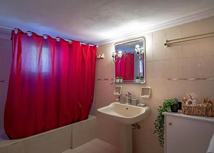 Golden Flower's פורוס